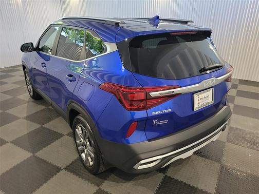 2023 Kia Seltos S