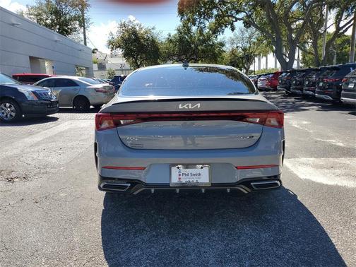 2022 Kia K5 GT-Line