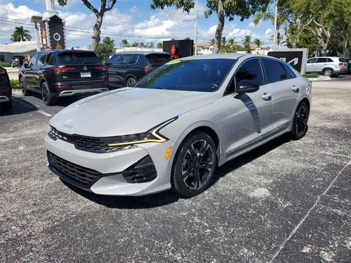 2022 Kia K5 GT-Line