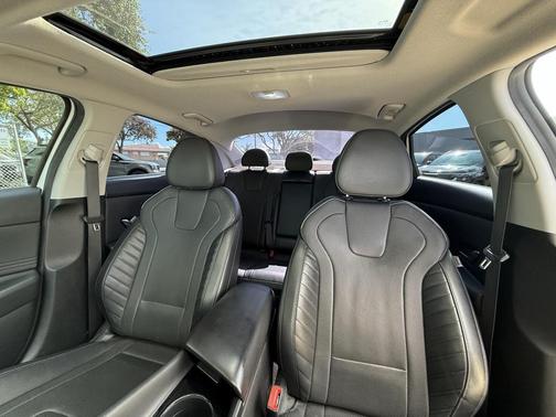 2021 Hyundai ELANTRA HEV Limited