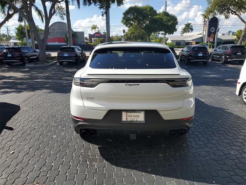 2021 Porsche Cayenne Cayenne