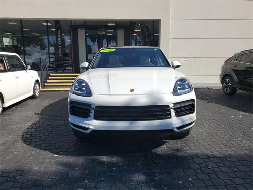 2021 Porsche Cayenne Cayenne