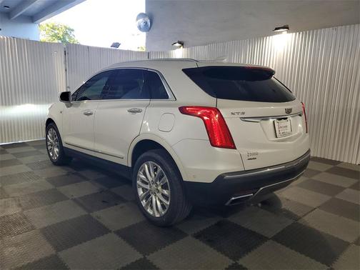 2019 Cadillac XT5 Platinum