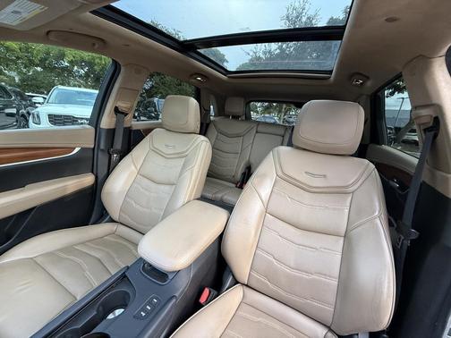 2019 Cadillac XT5 Platinum