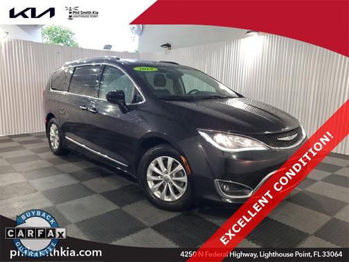 2018 Chrysler Pacifica Touring-L