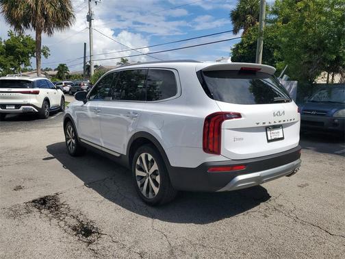 2022 Kia Telluride S