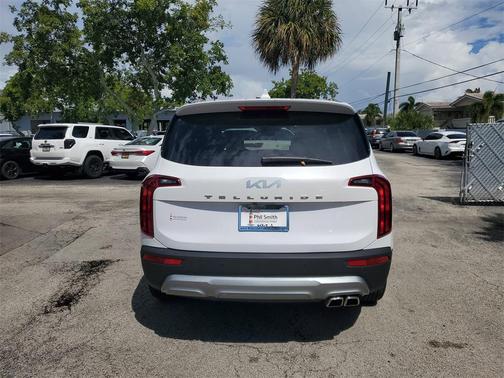 2022 Kia Telluride S