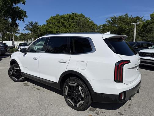 2025 Kia Telluride EX