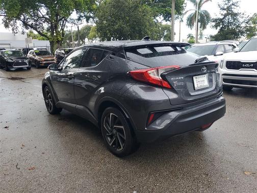 2022 Toyota C-HR Limited