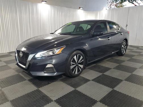 2021 Nissan Altima 2.5 SV