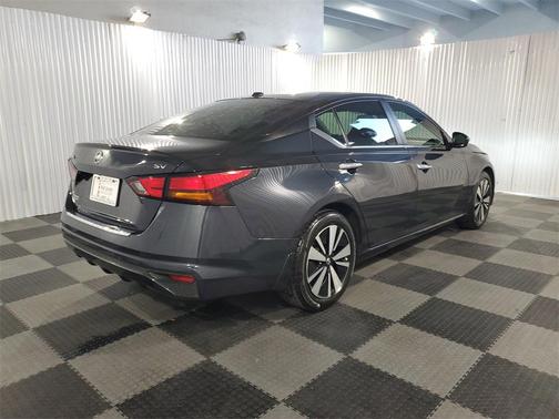 2021 Nissan Altima 2.5 SV