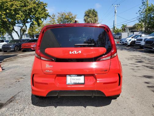 2022 Kia Soul GT-Line