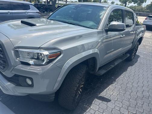 Cement 2021 Toyota Tacoma TRD Sport