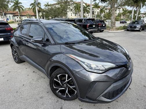 2020 Toyota C-HR XLE