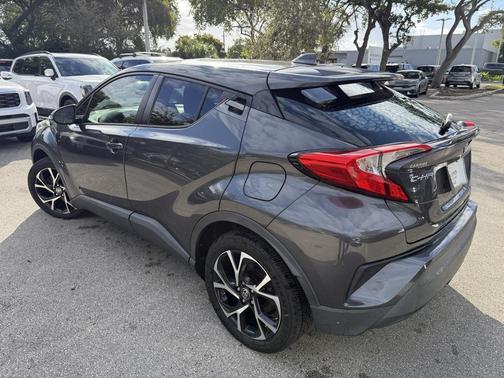 2020 Toyota C-HR XLE