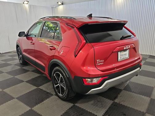 2023 Kia Niro EX