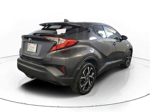 2021 Toyota C-HR XLE