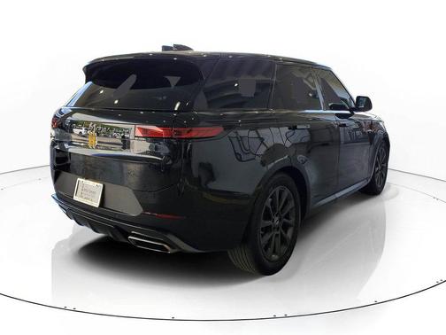 2024 Land Rover Range Rover Sport SE
