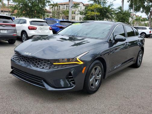 Gravity Gray 2024 Kia K5 LXS