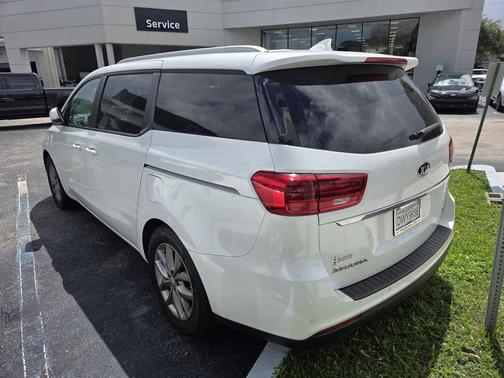 2021 Kia Sedona EX