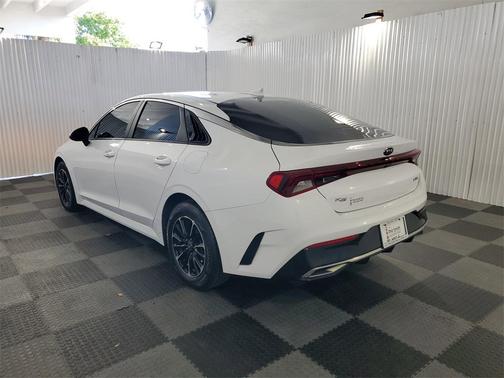 2021 Kia K5 LXS