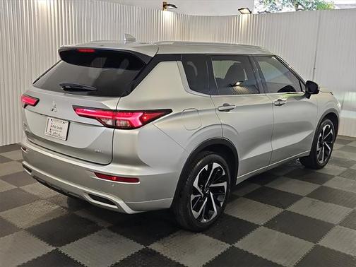2024 Mitsubishi Outlander SEL 2.5 2WD