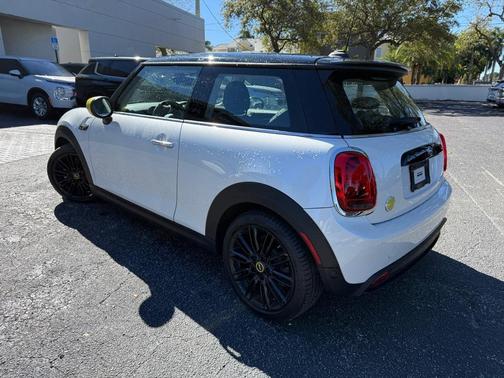2023 MINI Hardtop Cooper S