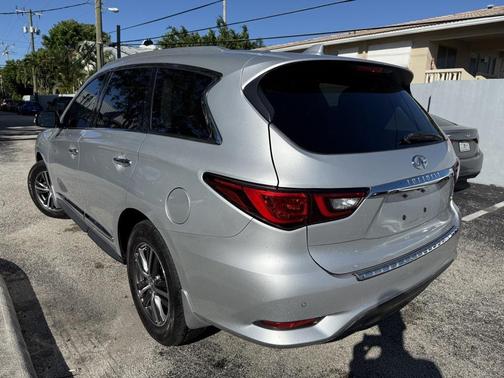 2019 INFINITI QX60 Luxe