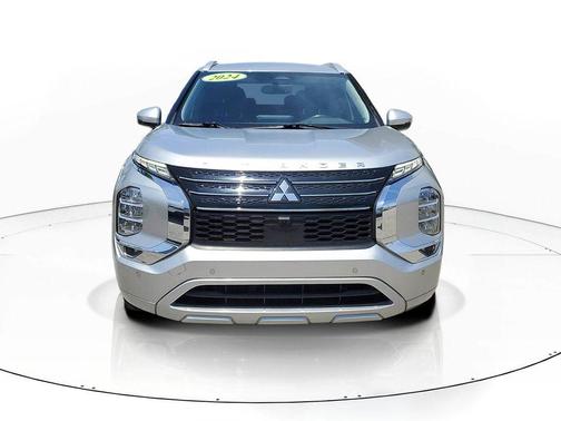 Alloy Silver Metallic 2022 Mitsubishi Outlander SEL 2.5 2WD