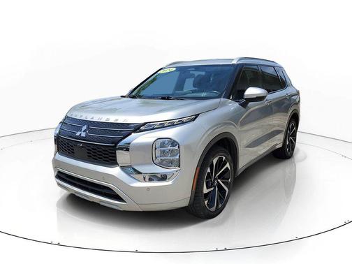 Alloy Silver Metallic 2022 Mitsubishi Outlander SEL 2.5 2WD