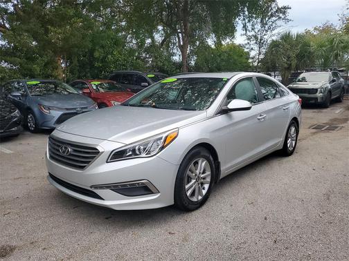 2015 Hyundai SONATA SE