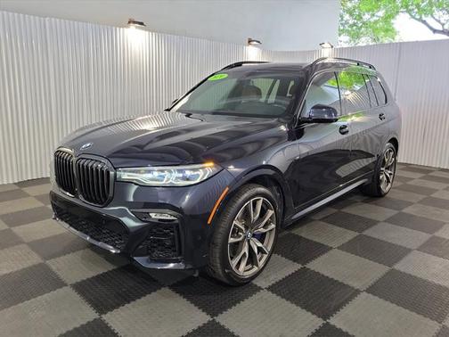 2020 BMW X7 M50i