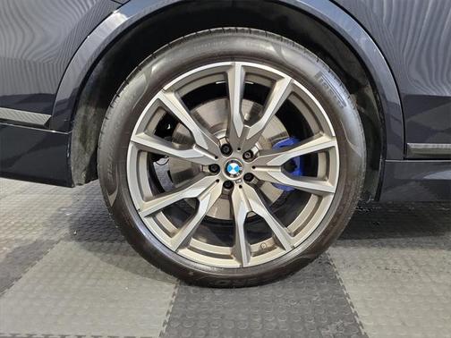 2020 BMW X7 M50i