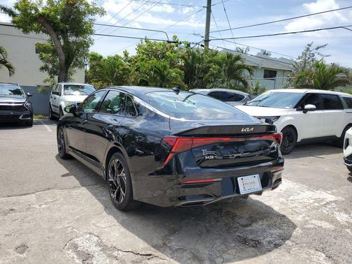 Aurora Black Pearl 2025 Kia K5 GT-Line
