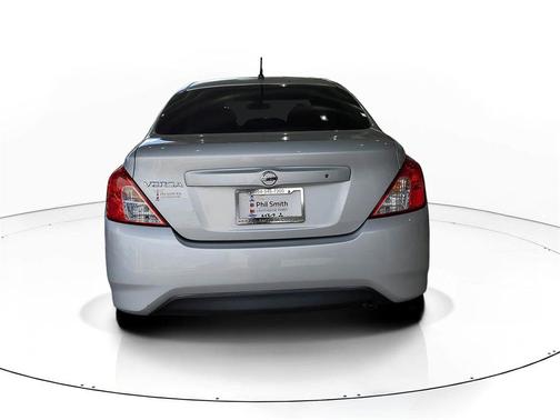 2015 Nissan Versa 1.6 S