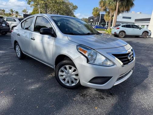2015 Nissan Versa 1.6 S