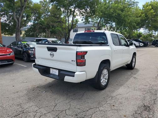 2022 Nissan Frontier SV