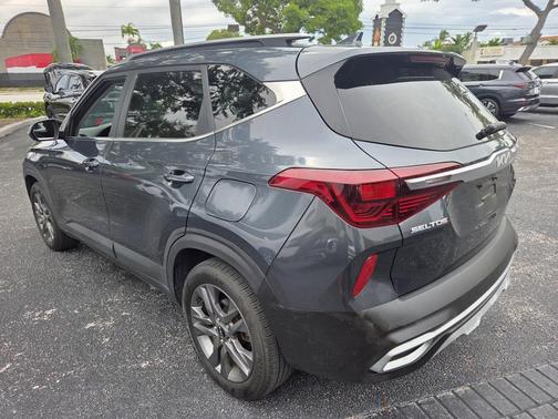 2023 Kia Seltos S