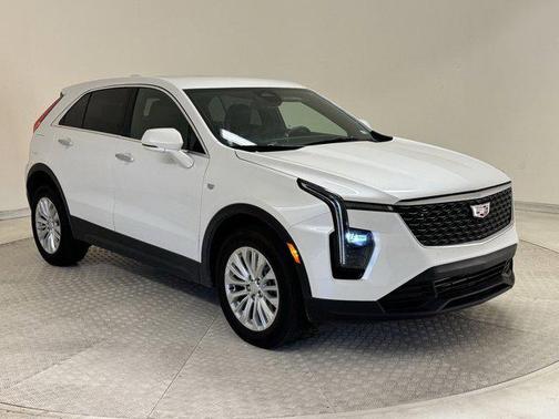 2024 Cadillac XT4 Luxury