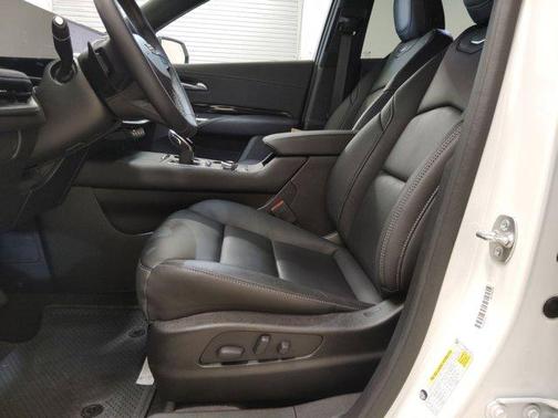 2024 Cadillac XT4 Luxury