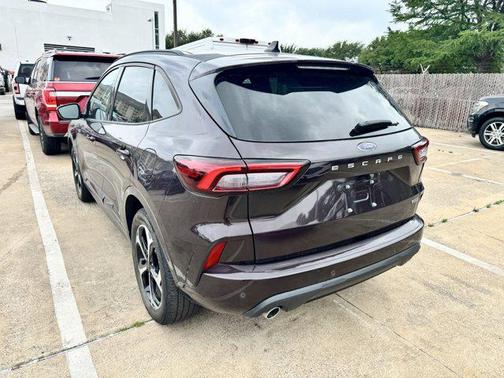 2023 Ford Escape ST-Line Elite