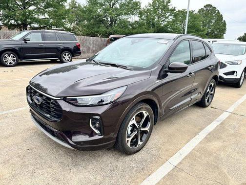 2023 Ford Escape ST-Line Elite