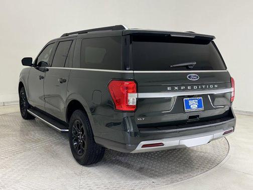 2022 Ford Expedition Max XLT