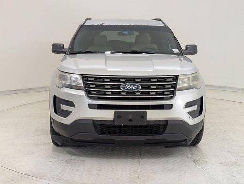 2017 Ford Explorer Base