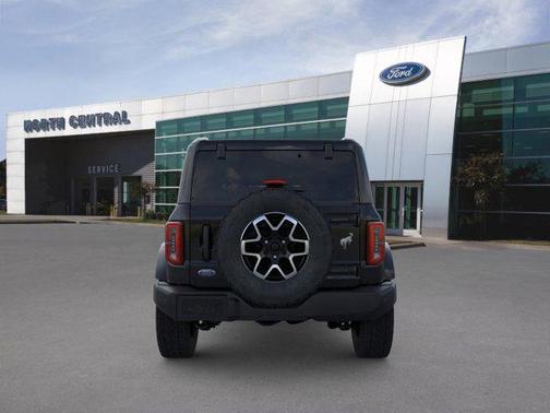 Shadow Black 2026 Ford Bronco Outer Banks
