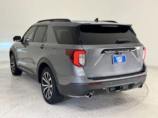 2022 Ford Explorer ST-Line