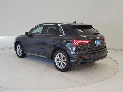 2023 Audi Q3 Premium 45 TFSI S line quattro Tiptronic