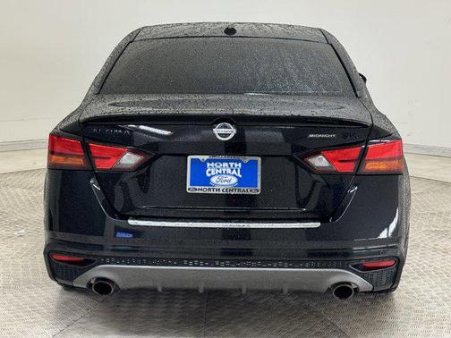 2022 Nissan Altima SR FWD