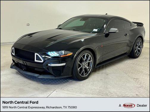 2020 Ford Mustang EcoBoost