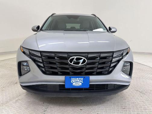 Shimmering Silver 2023 Hyundai TUCSON SEL